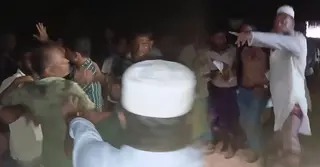 দুই শিশুর মরদেহের সুরতহাল করতে গিয়ে হামলার শিকার পুলিশ